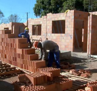 Cresce o número de contratações no setor de construção civil em São Carlos